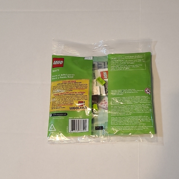 LEGO Minecraft Set with Steve and Baby Panda NWOT Ages 6+ 35 Pieces 30672 - Picture 3 of 5